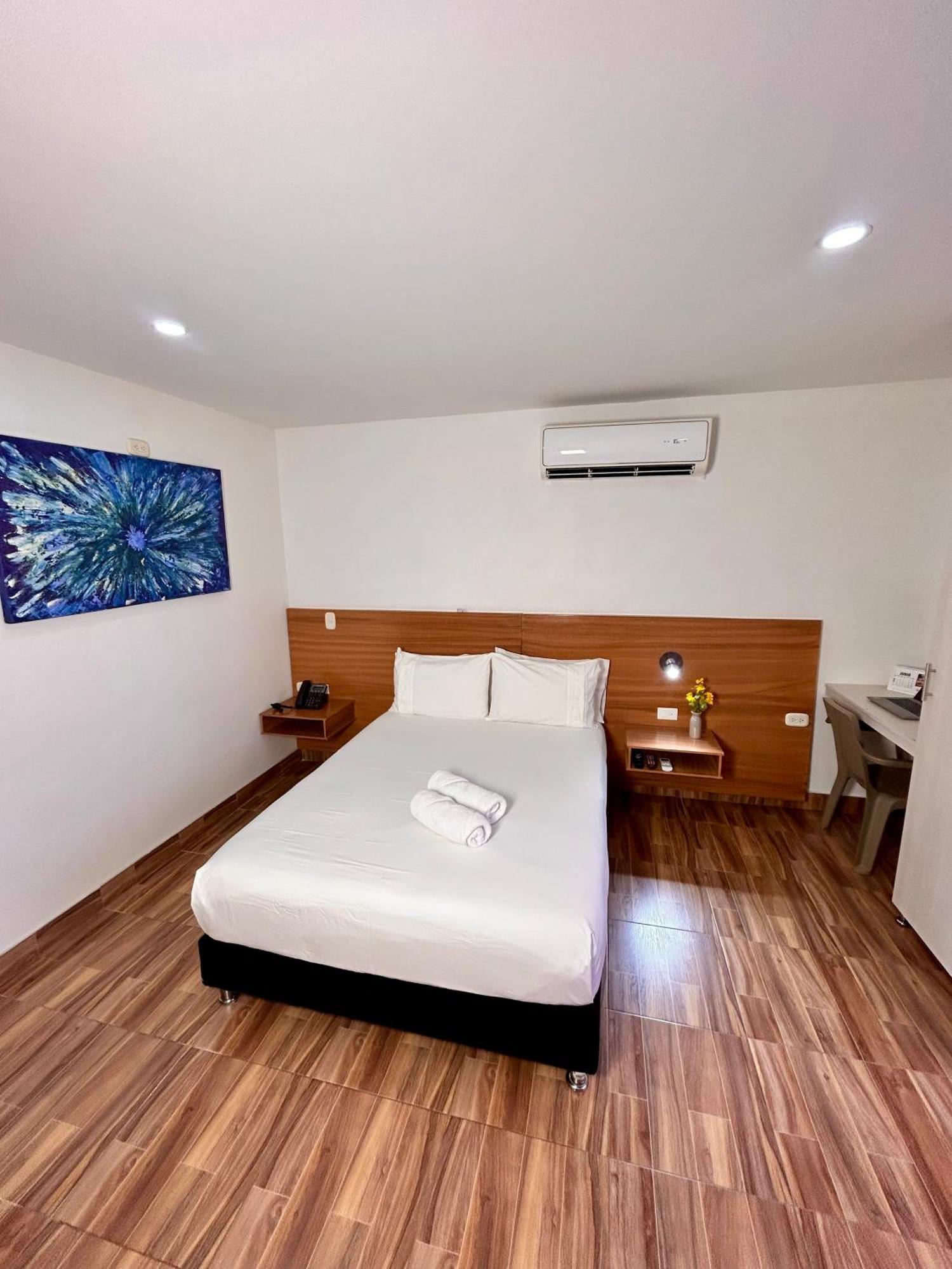 Hotel Berdez Neiva  Exteriör bild